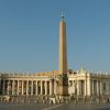 Svatopetrské náměstí - obelisk