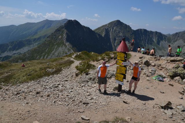 13 07 28 11.55.22 Společně Na vrcholu Volovce, vzadu Roháč A Plačlivá