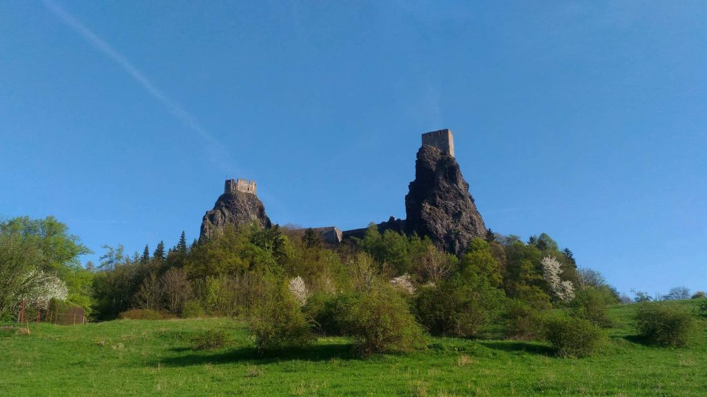 Jede kombajn cacným krajem